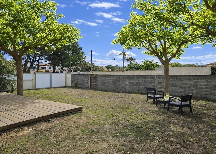 Maison Familiale, Proche